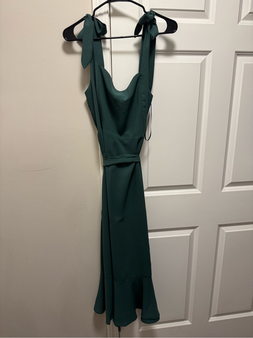 Emerald Green Tie-Shoulder Midi Dress